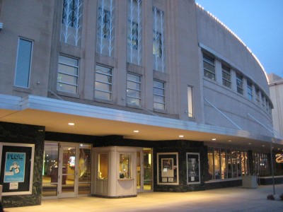 OKCMOA-Noble-Theater-EXT1-400x300