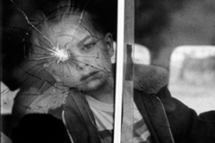 Elliott Erwitt, Cracked Glass with Boy, Colorado