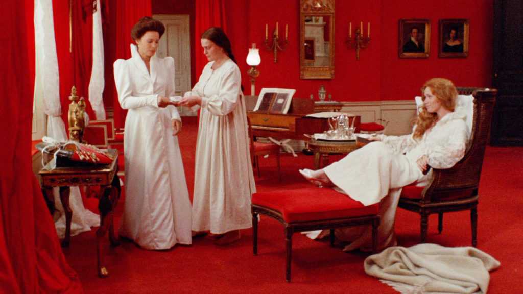 Cries and Whispers Featured