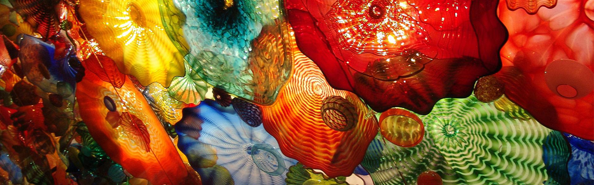dale chihuly glass