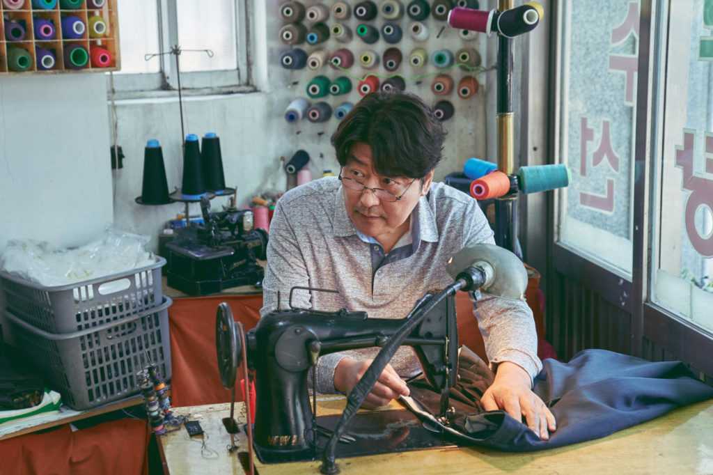 Film Still Broker Hirokazu Koreeda Song Kang-ho
