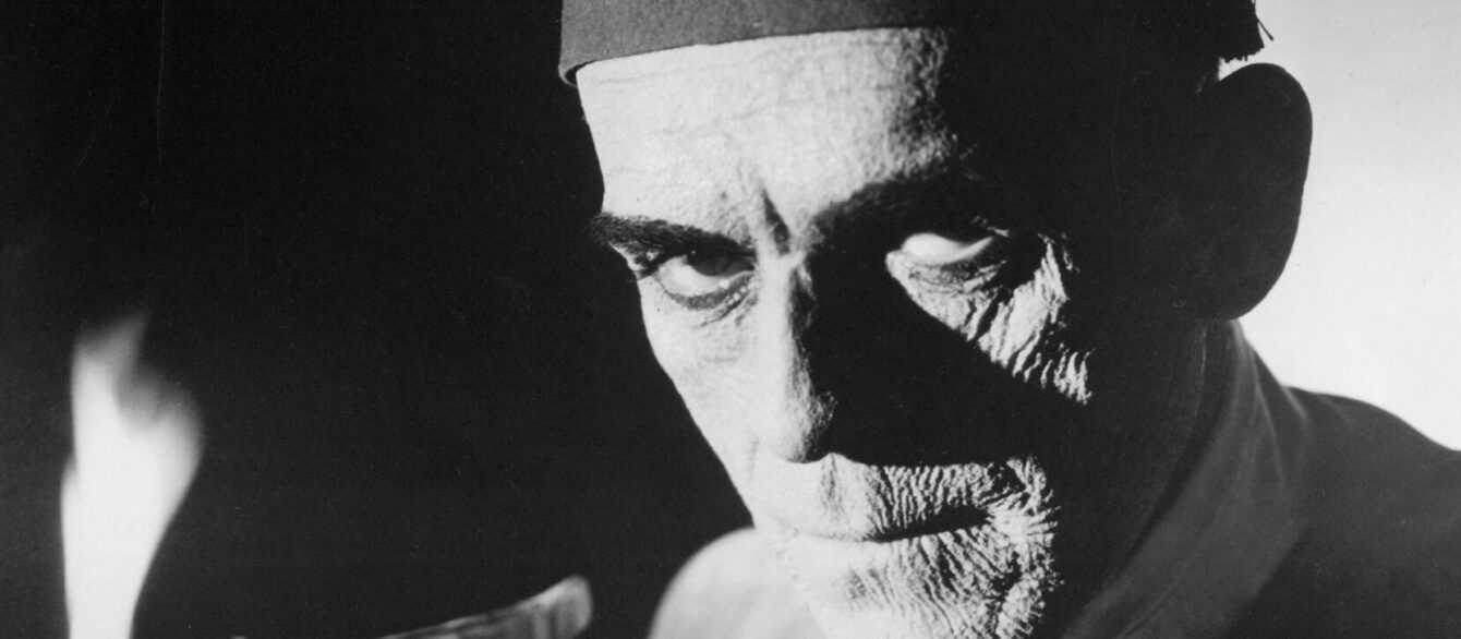 A film still from The Mummy with Boris Karloff.