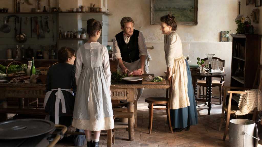 A film still from THE TASTE OF THINGS