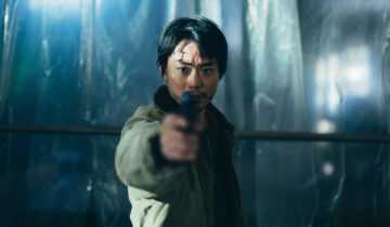 A film still from Cloud by Kiyoshi Kurosawa.