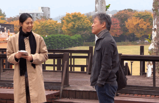 Kim Minhee, Kwon Haehyo in Hong Sangsoo's By The Stream, Courtesy of Cinema Guild