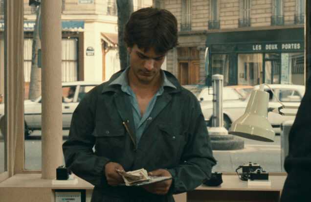 A film still from L'Argent by Robert Bresson.