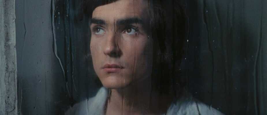 A film still from Four Nights of a Dreamer by Robert Bresson