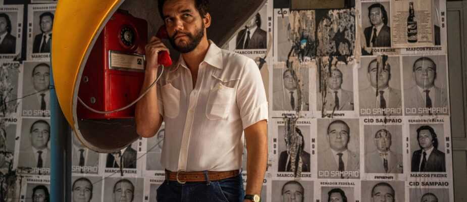 A film still from THE SECRET AGENT