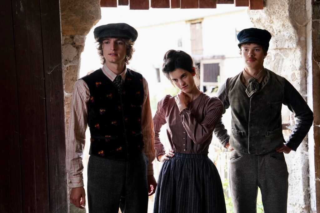 La Venue de l avenir Stills Press Photos 1280x853 Photo 18 HD STUDIOCANAL COLOURS OF TIME CE QUI ME MEUT Emmanuelle Jacobson Roques jpeg jpeg