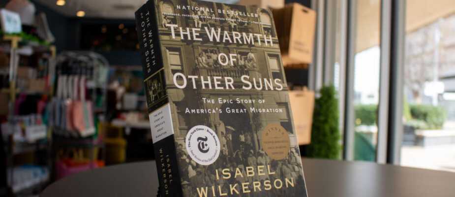 the warmth of other suns book 3