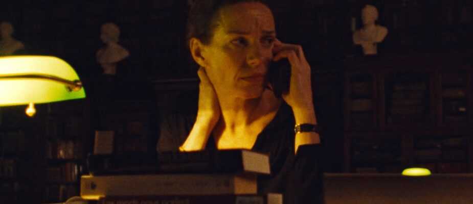 A film still from Chronovisor