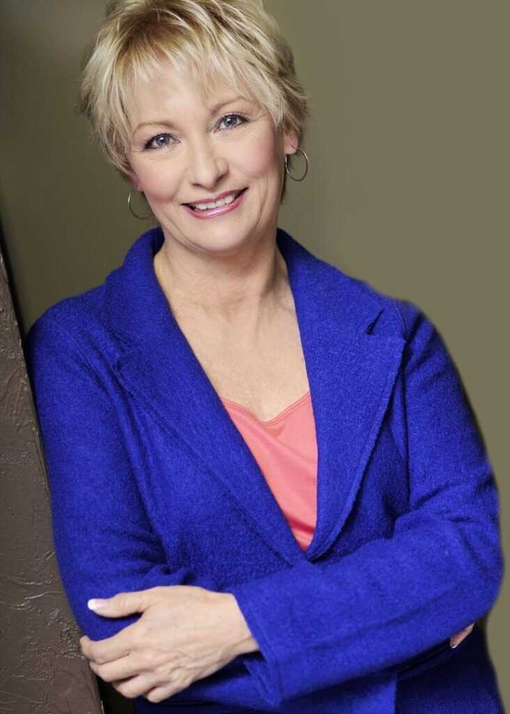 headshot glenda redigonda headshot glenda redigonda