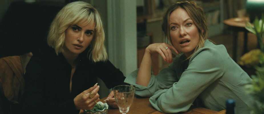 A film still from The Invite